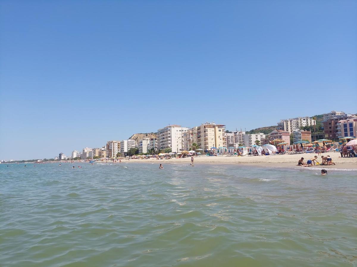 Golden Beach Apartments Durrës Exterior foto